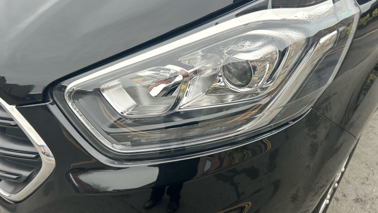 Ford Transit Custom 280 L1 Diesel Fwd 2.0 EcoBlue 130ps Low Roof Limited Van